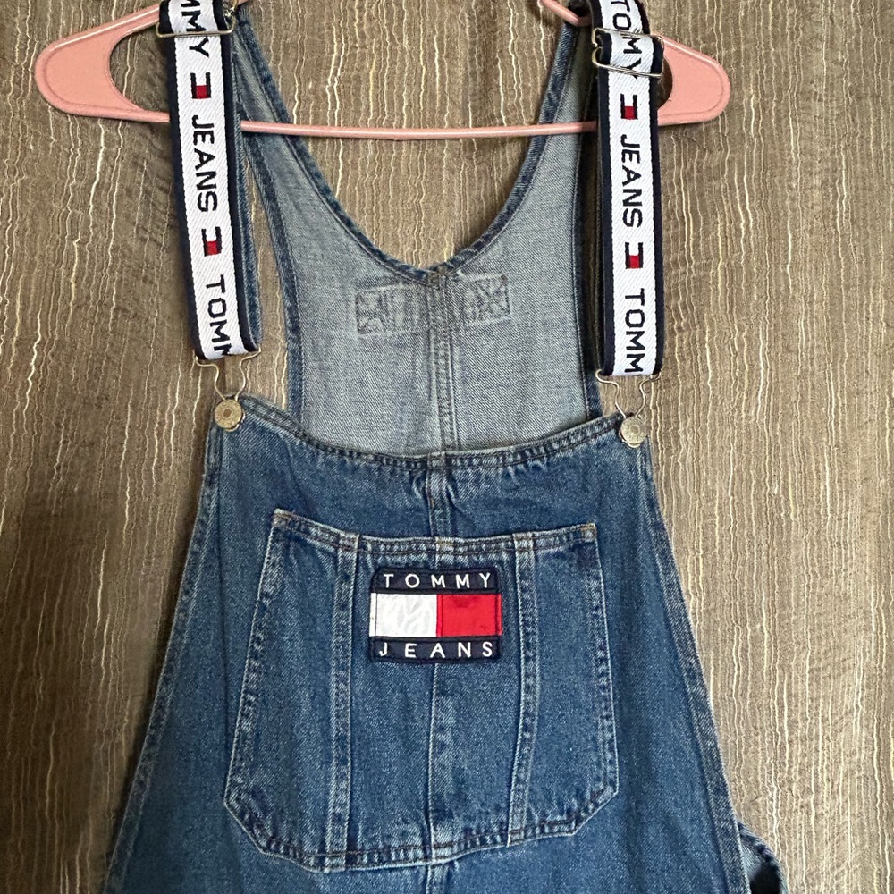 Tommy Hilfiger 90s Dungaree Denim Blue vintage flag logo overalls Size 32x32